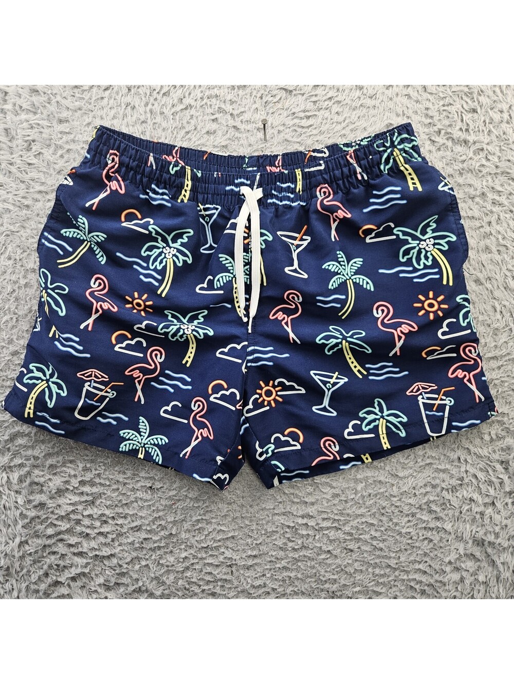 Chubbies Shorts Swim Trunks Lined Large (Fits 32-35x5.5) Neon Flamingo